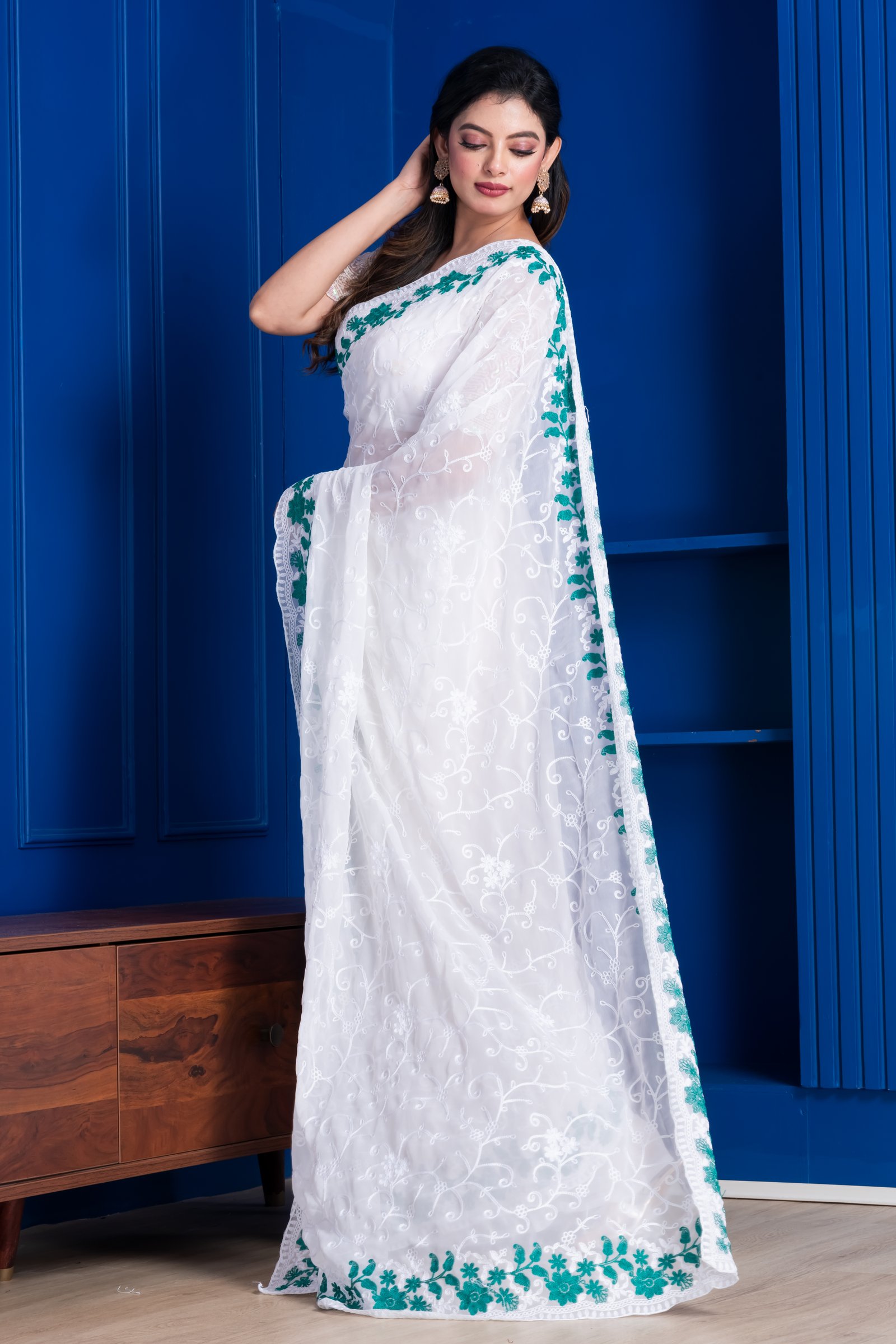DESIGNER SAREE CHIKON KARI WHITE/S GREEN